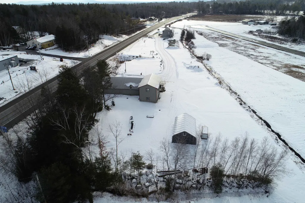 1195 Whittier Highway Moultonborough NH 03254