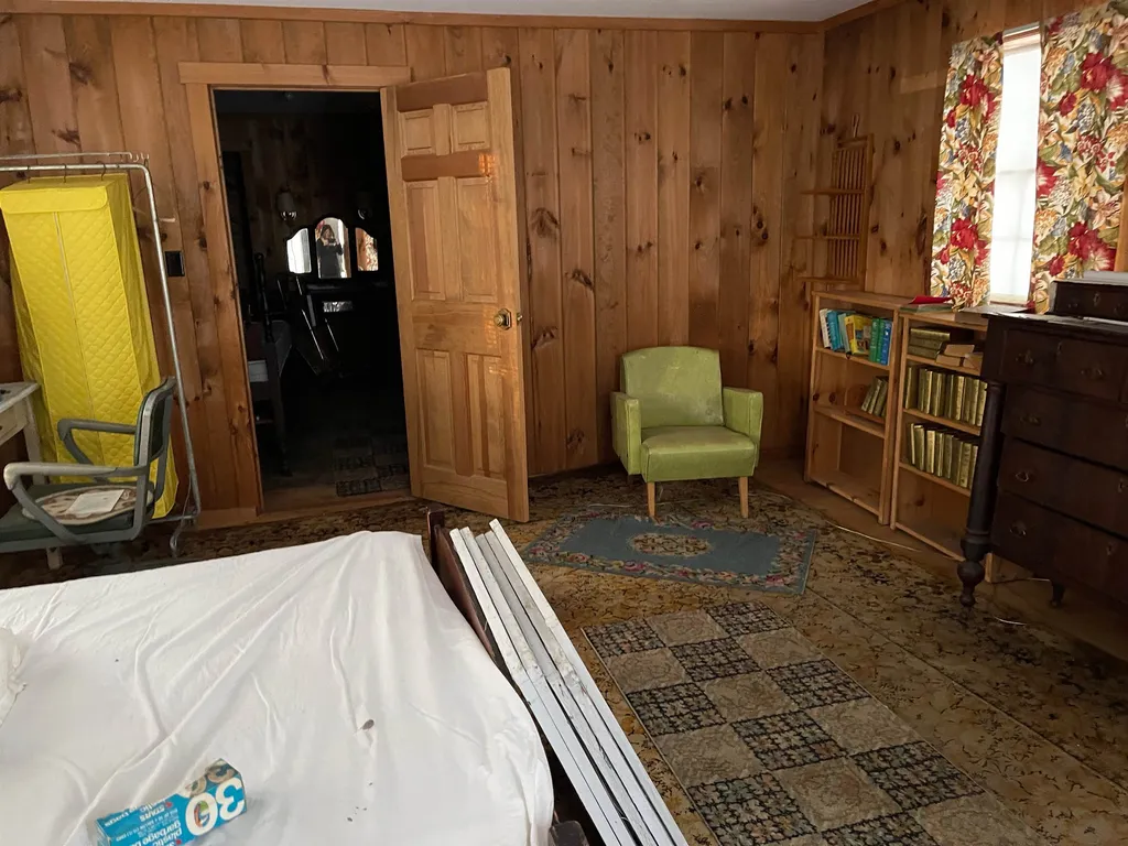 116 Pleasant View Road Bradford NH 03221