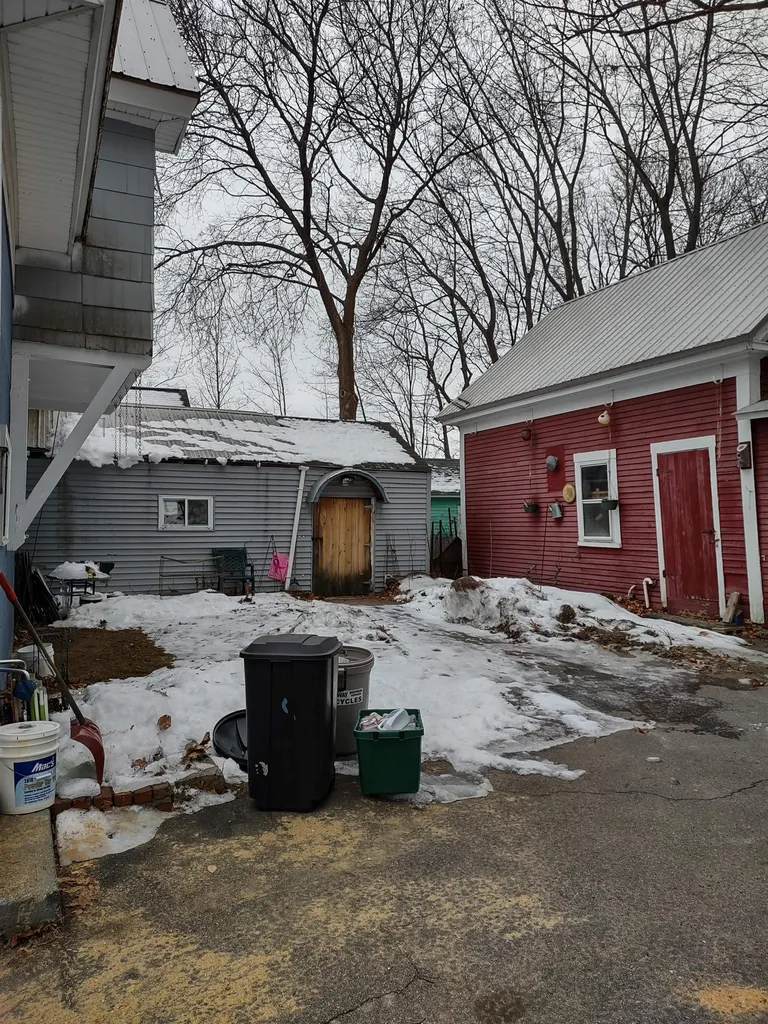 18-20 Harrison Street Laconia NH 03246