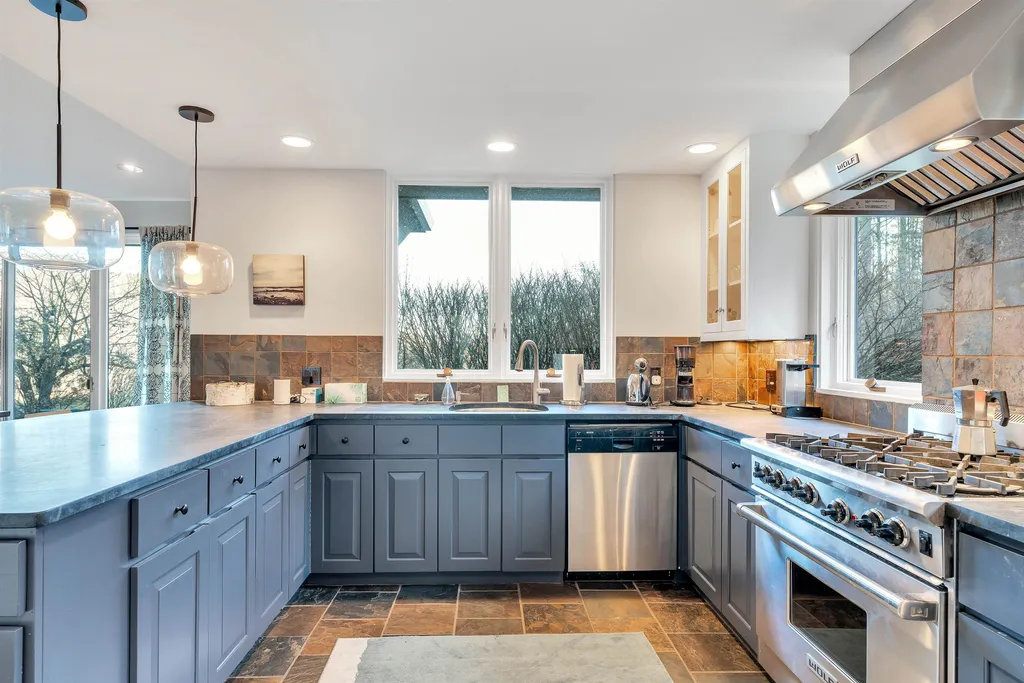 1957 Prosper Road Woodstock VT 05091