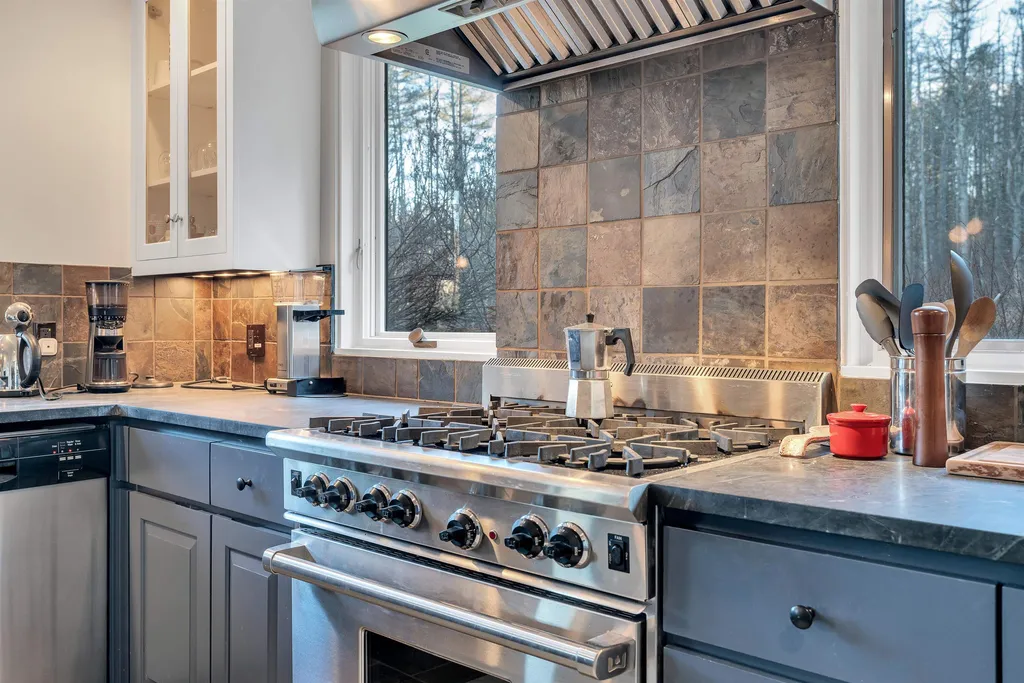 1957 Prosper Road Woodstock VT 05091