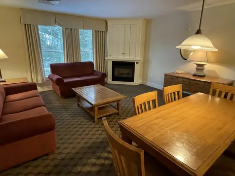 502/504 Qii Jackson Gore Adams House Ludlow VT 05149