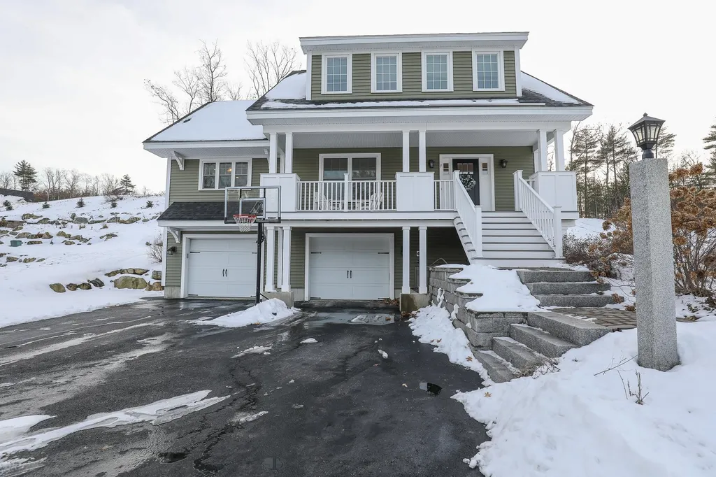 7 Iris Lane Londonderry NH 03053