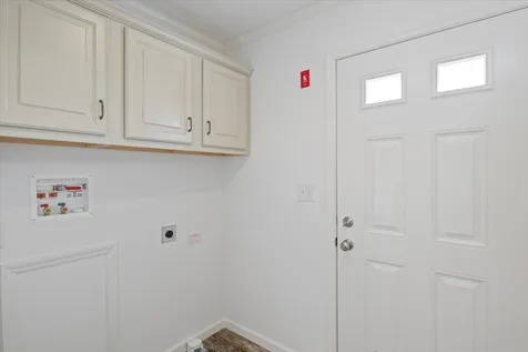 14 Hagop Road Salem NH 03079