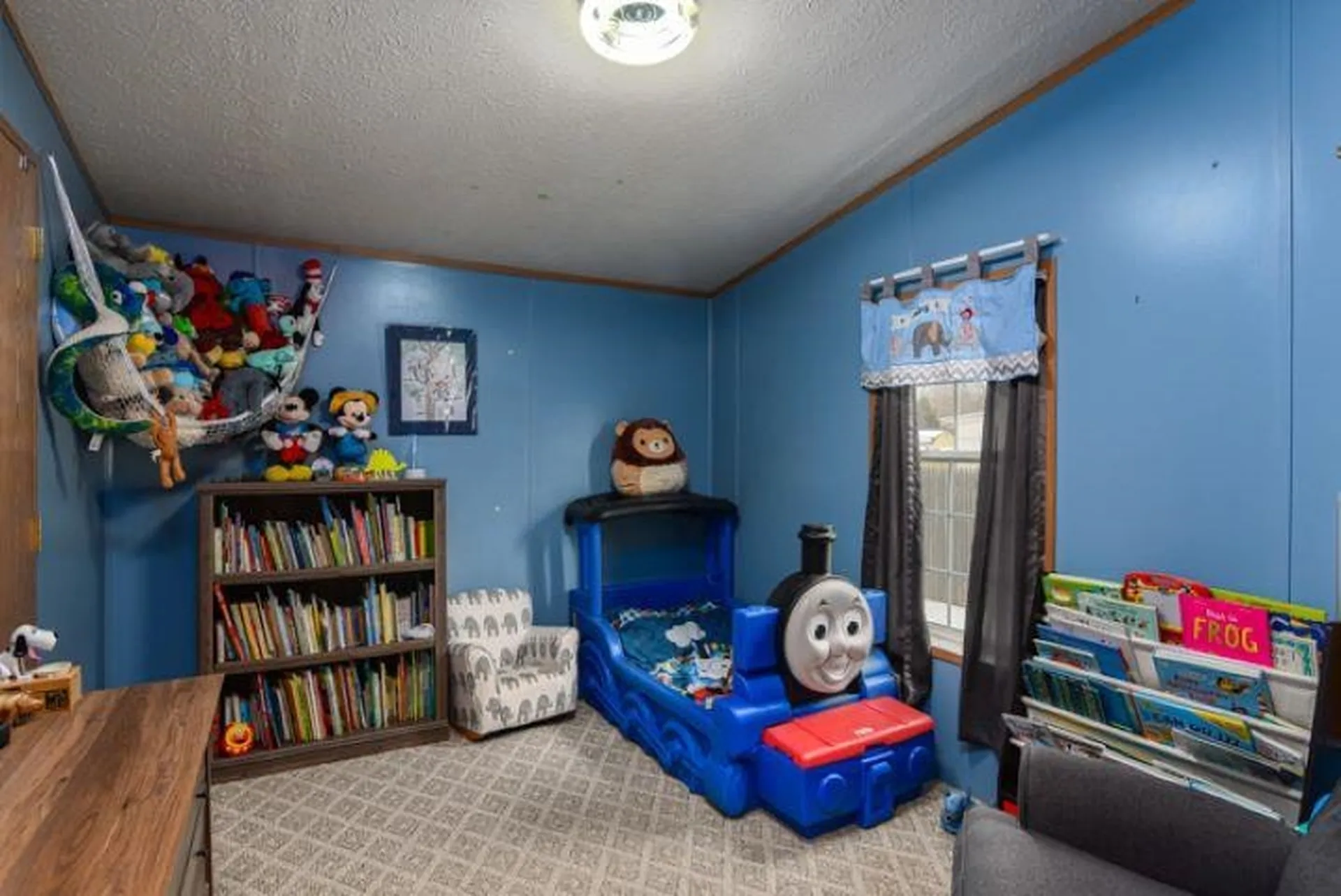 20 Bartlett Street Epping NH 03042