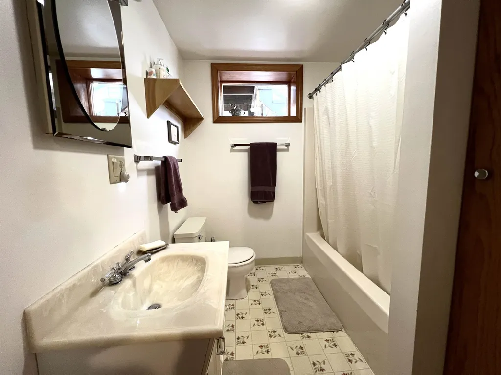 1289 Route 244 Thetford VT 05045