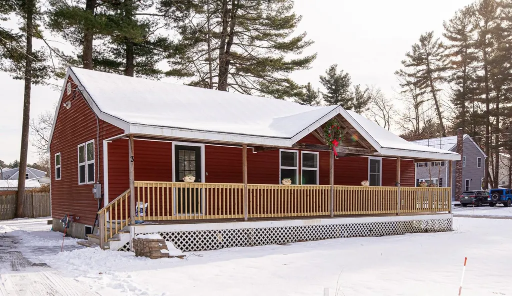 3 Calico Circle Nashua NH 03062