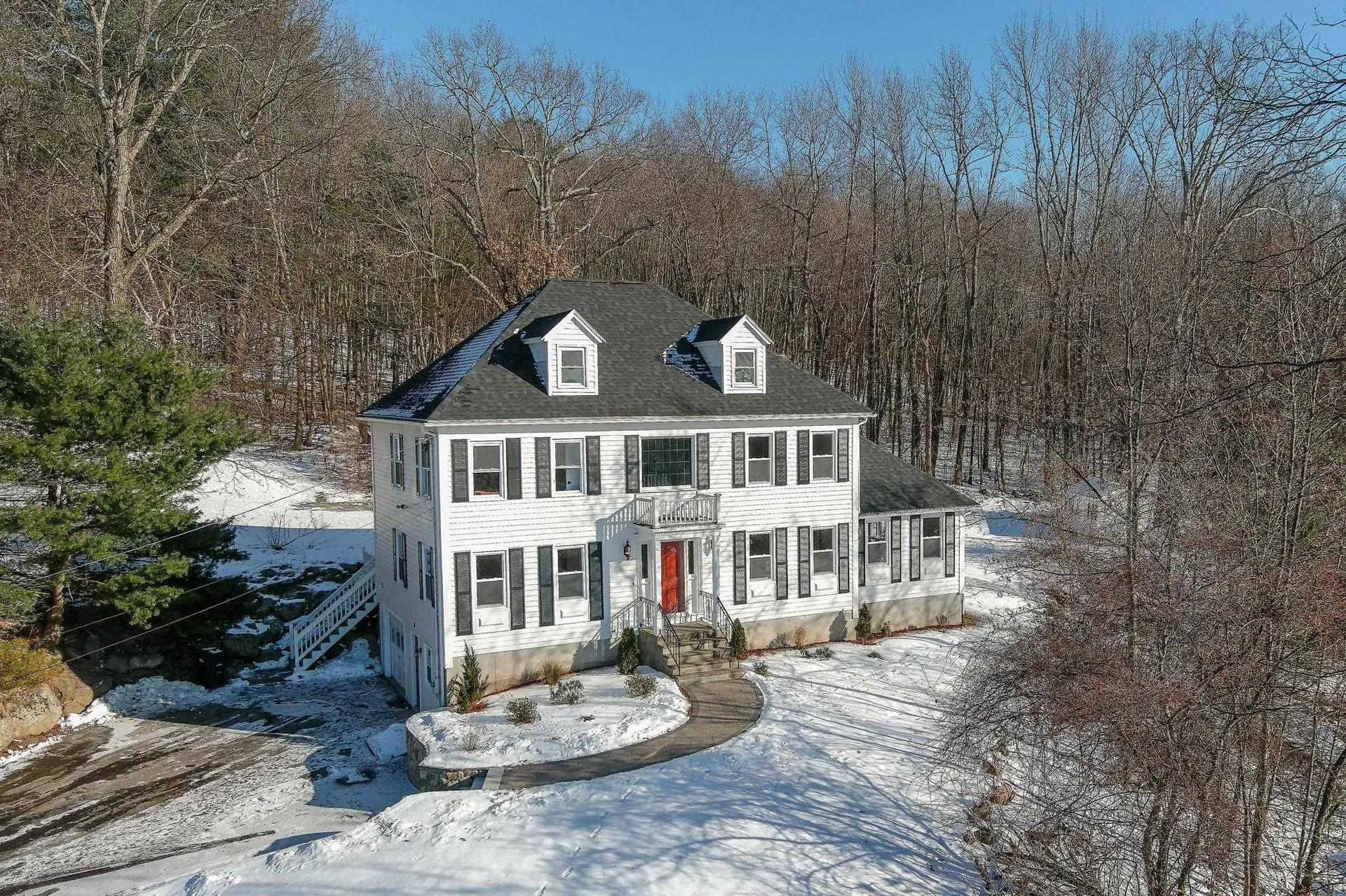 10 Stanwood Road Salem NH 03079