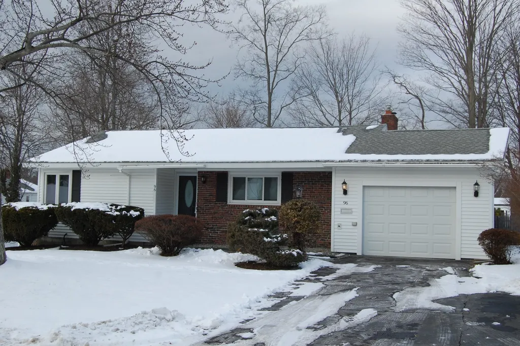 96 Paquette Avenue Manchester NH 03104