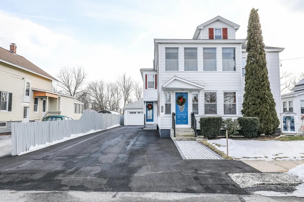 32 Chapleau Avenue Manchester NH 03102