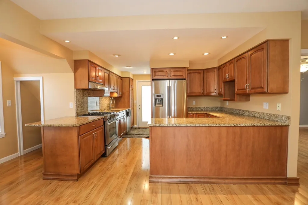 32 Chapleau Avenue Manchester NH 03102