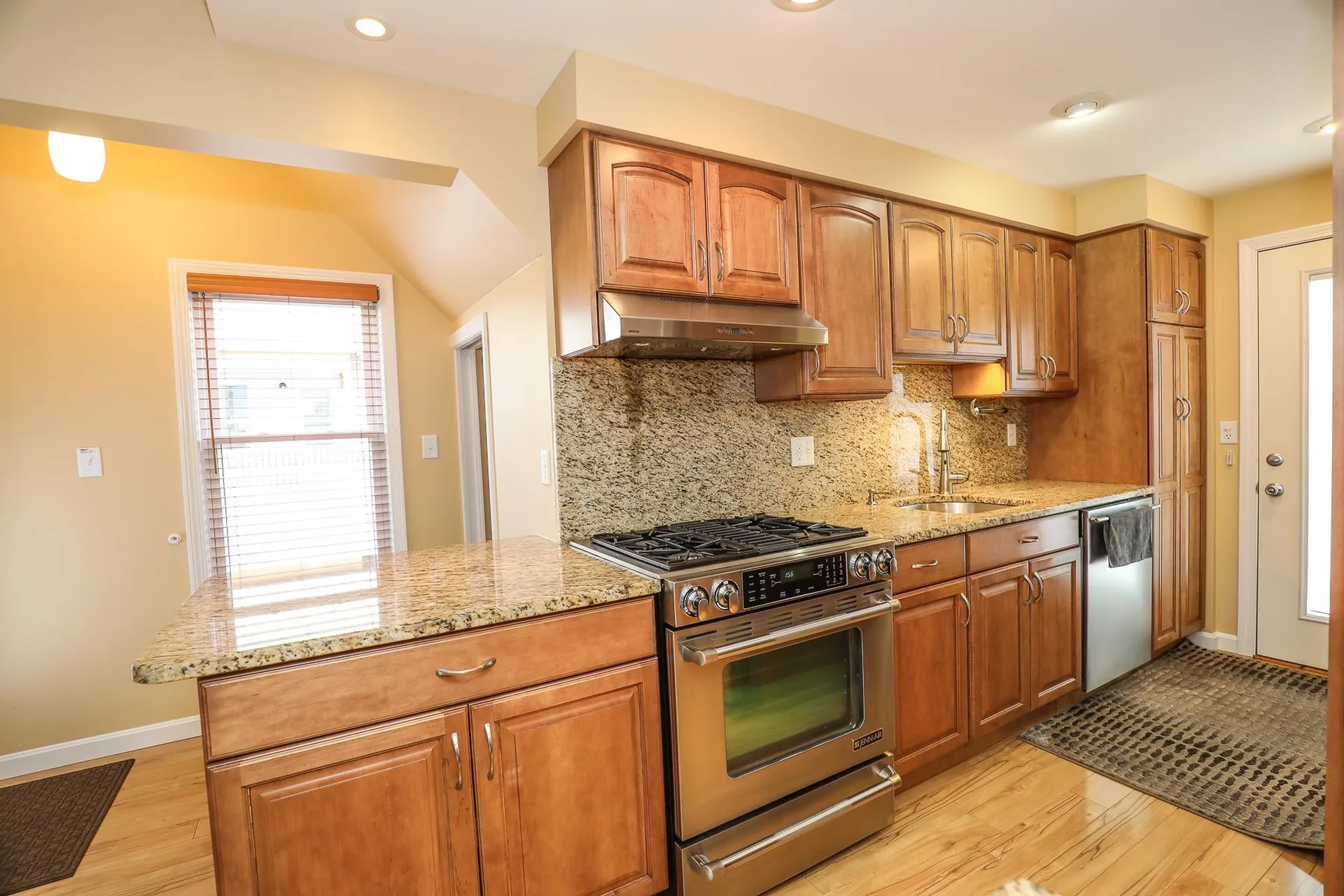 32 Chapleau Avenue Manchester NH 03102