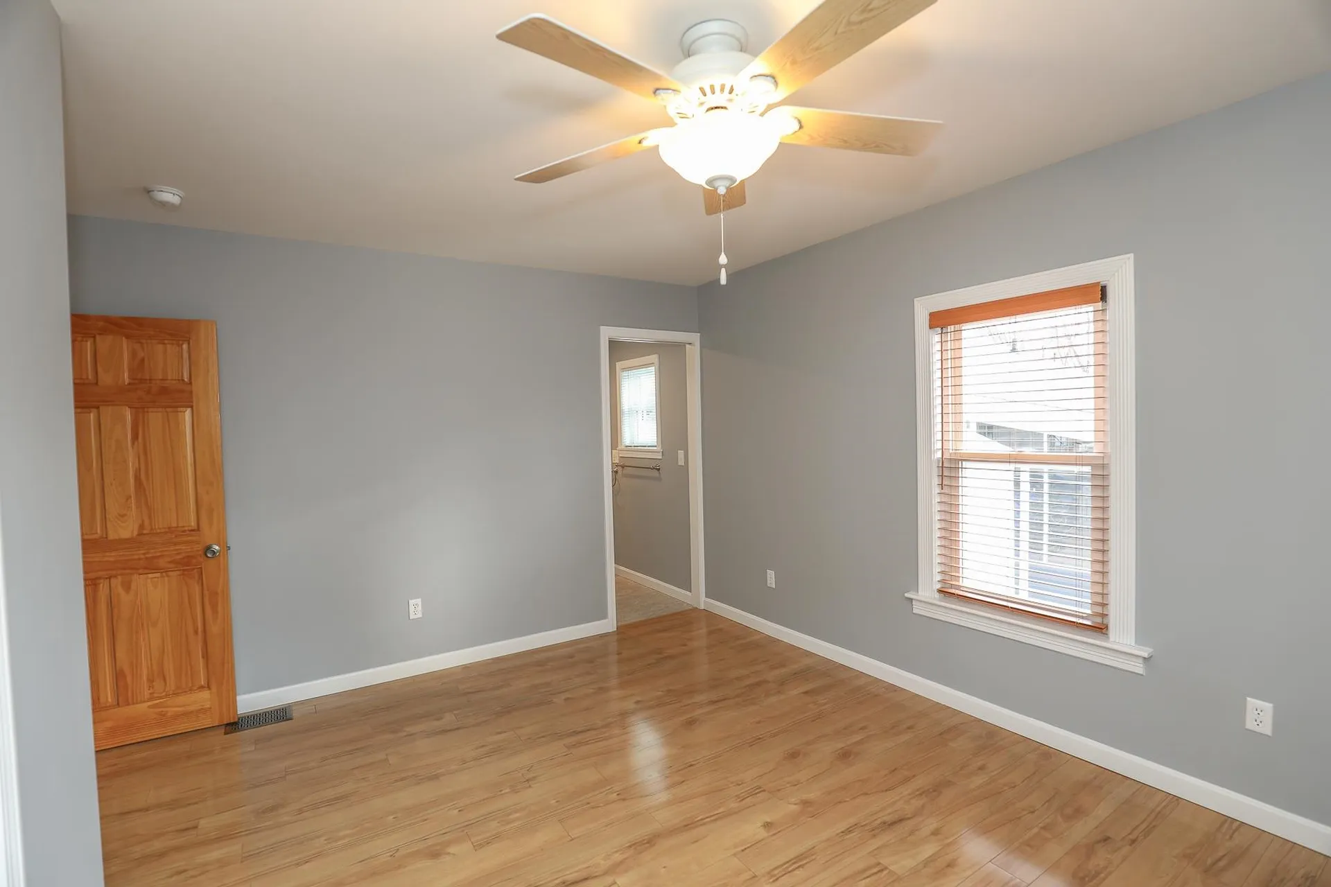 32 Chapleau Avenue Manchester NH 03102