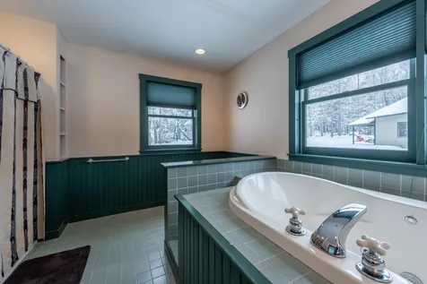 48 Joy Farm Road Wilmot NH 03287