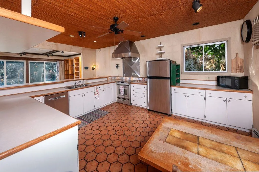 13 Ox Point Drive Kittery ME 03904