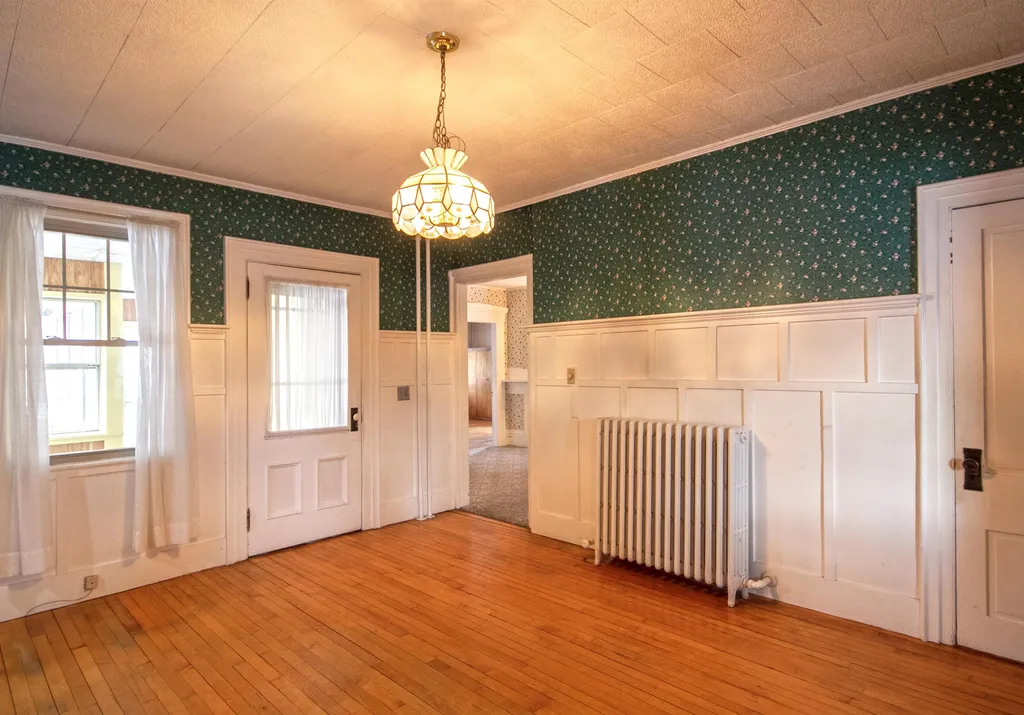 81 Main Street Vergennes VT 05491