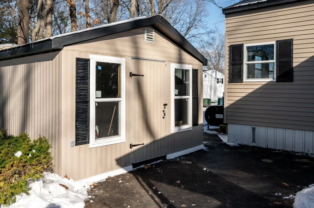 30 Lilac Drive Rochester NH 03867
