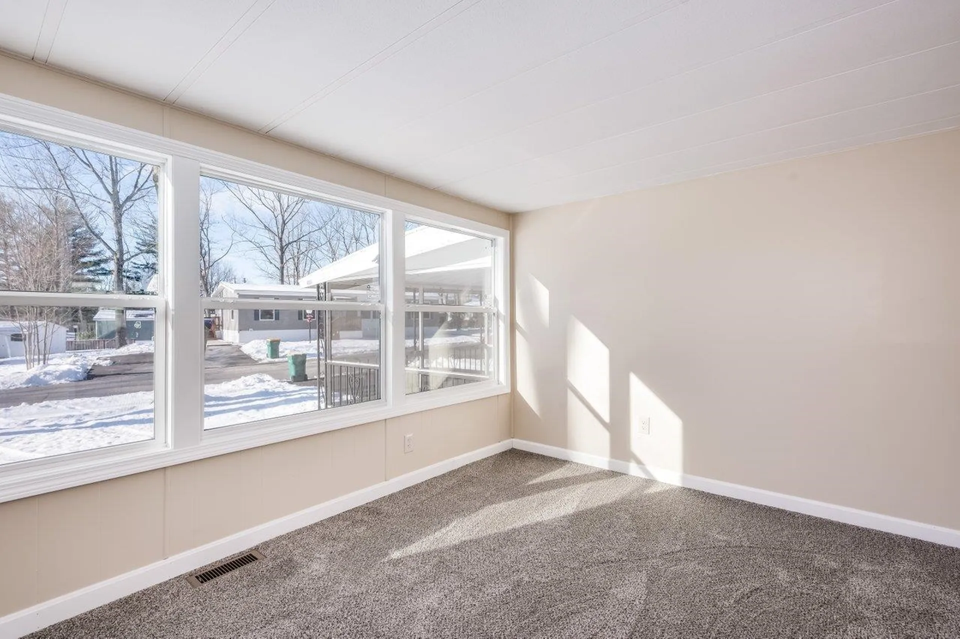 30 Lilac Drive Rochester NH 03867