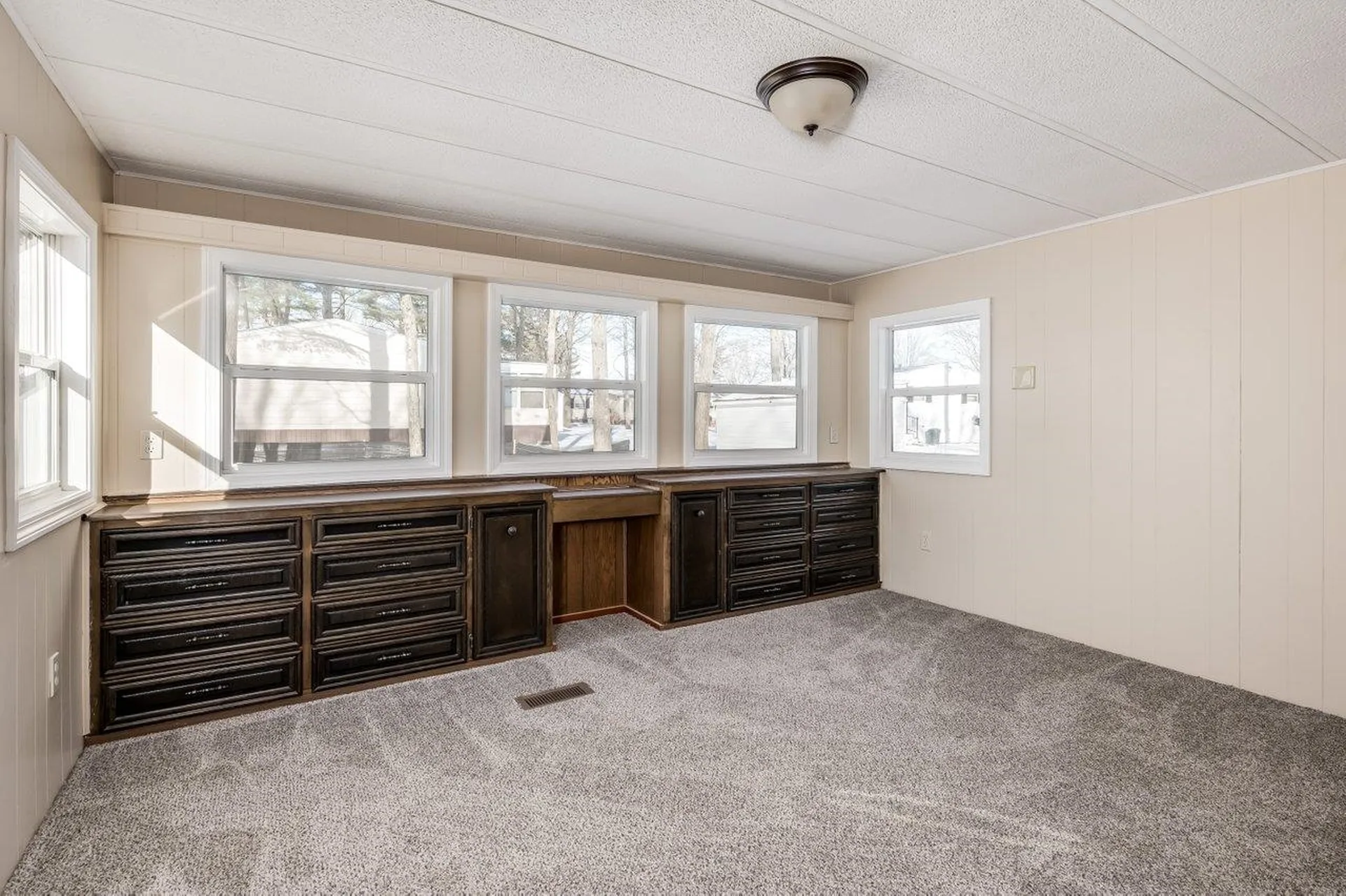 30 Lilac Drive Rochester NH 03867