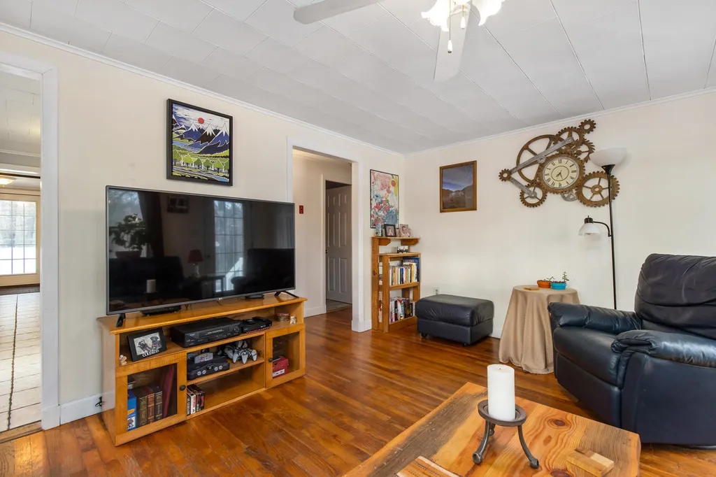 263 Beech Road Eliot ME 03903