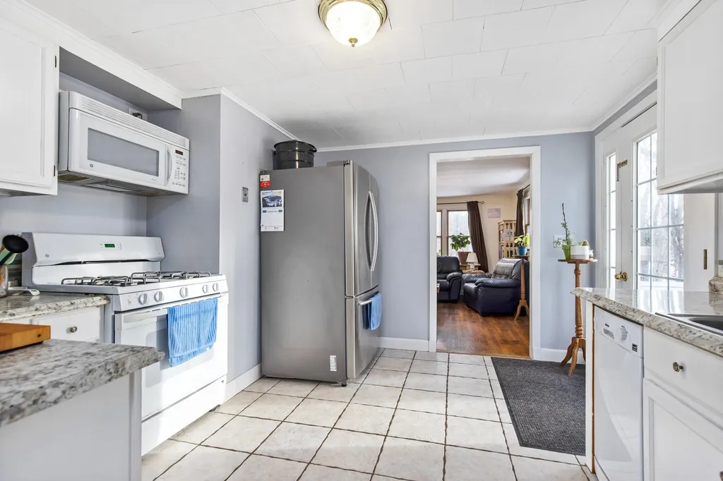 263 Beech Road Eliot ME 03903