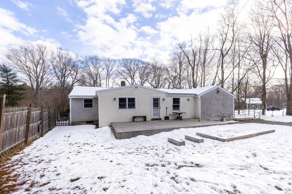 263 Beech Road Eliot ME 03903
