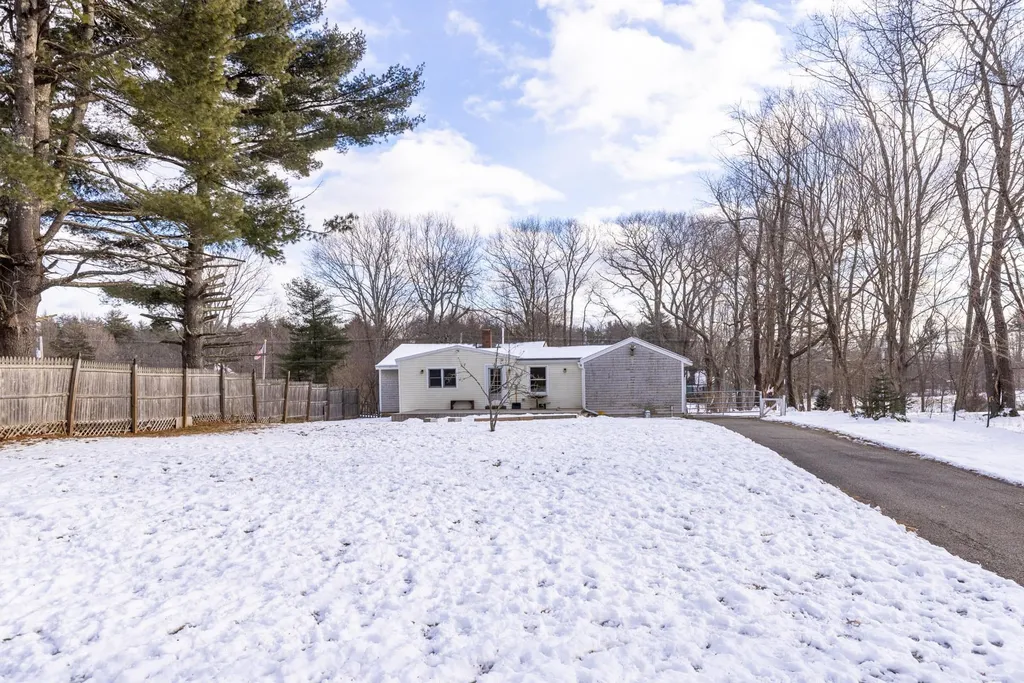 263 Beech Road Eliot ME 03903