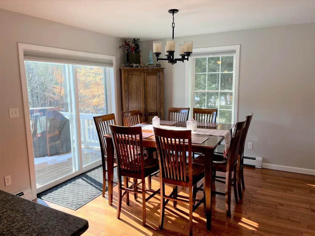 37 Collins Circle Rochester NH 03867