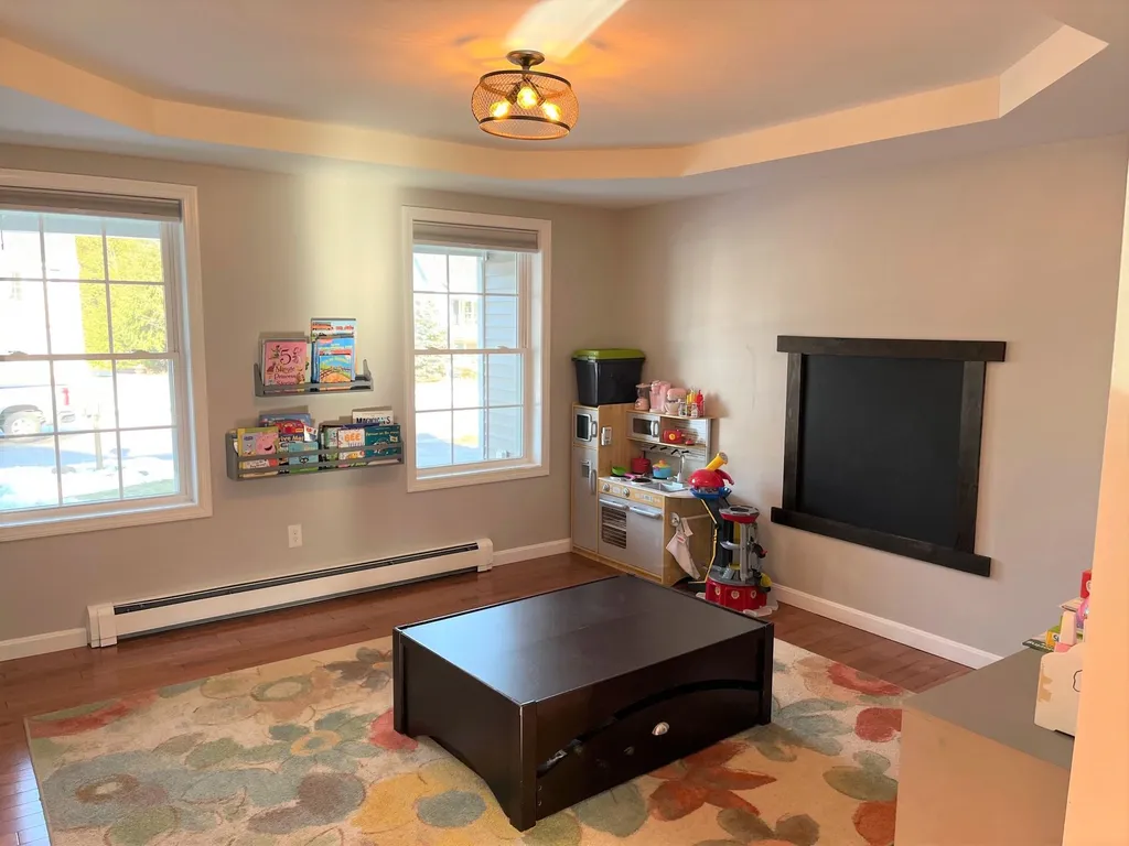 37 Collins Circle Rochester NH 03867