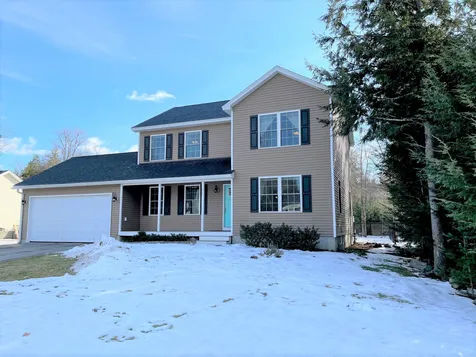 37 Collins Circle Rochester NH 03867