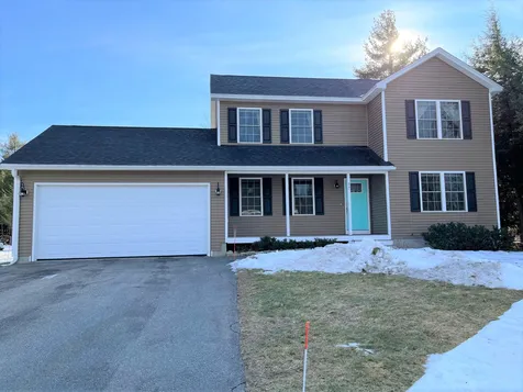 37 Collins Circle Rochester NH 03867