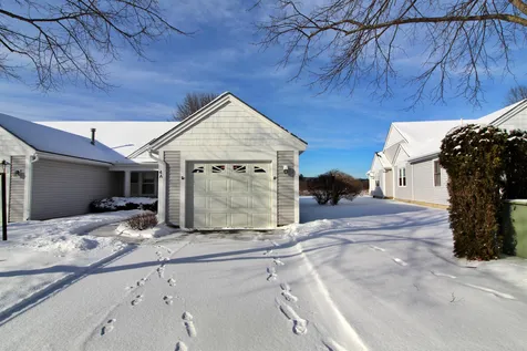 16 Clover Drive Essex VT 05452