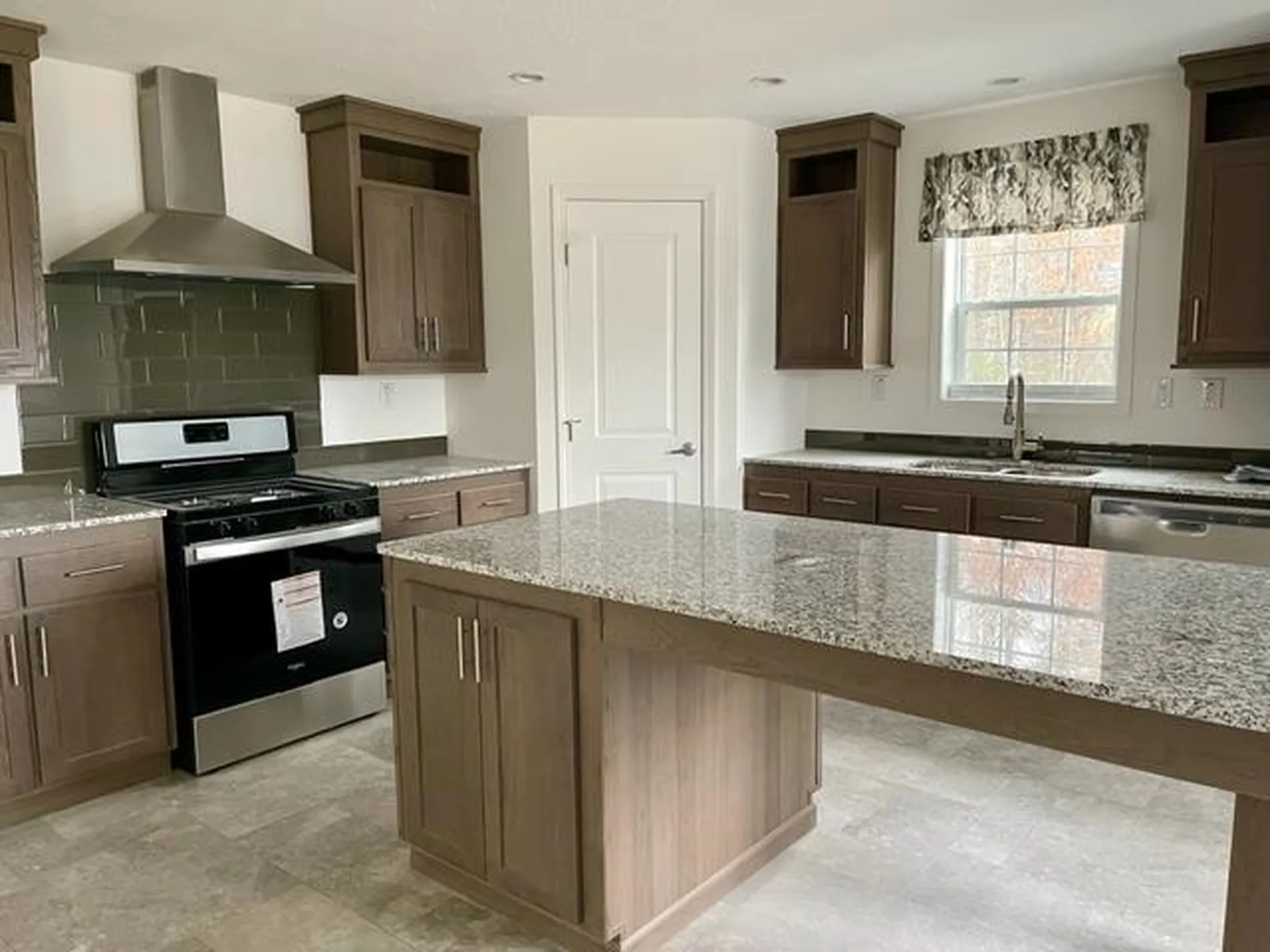 27 Sharon Way Fremont NH 03044