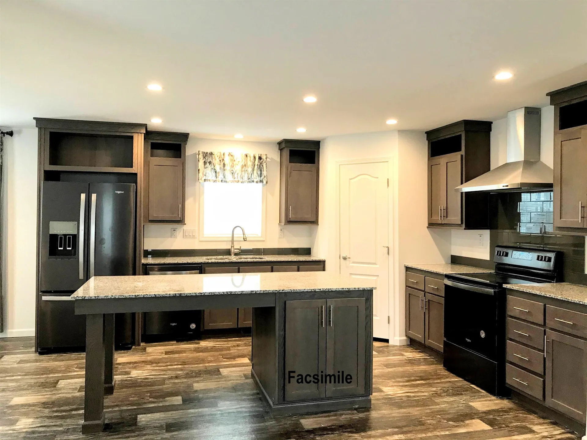 27 Sharon Way Fremont NH 03044