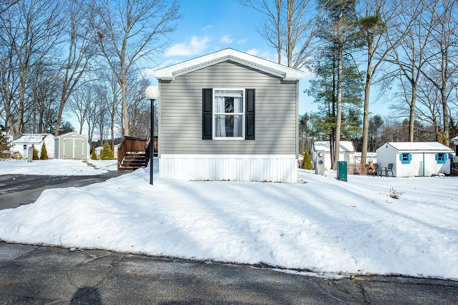 1 S Dewberry Lane Rochester NH 03867