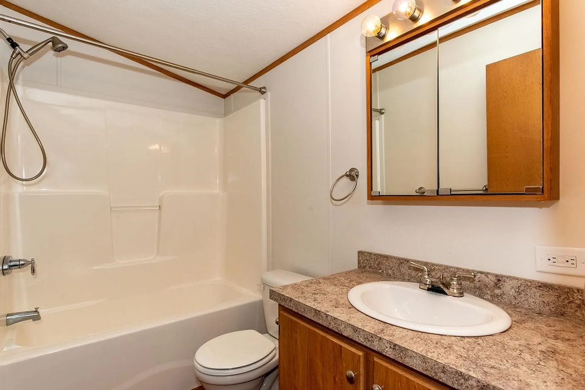 1 S Dewberry Lane Rochester NH 03867
