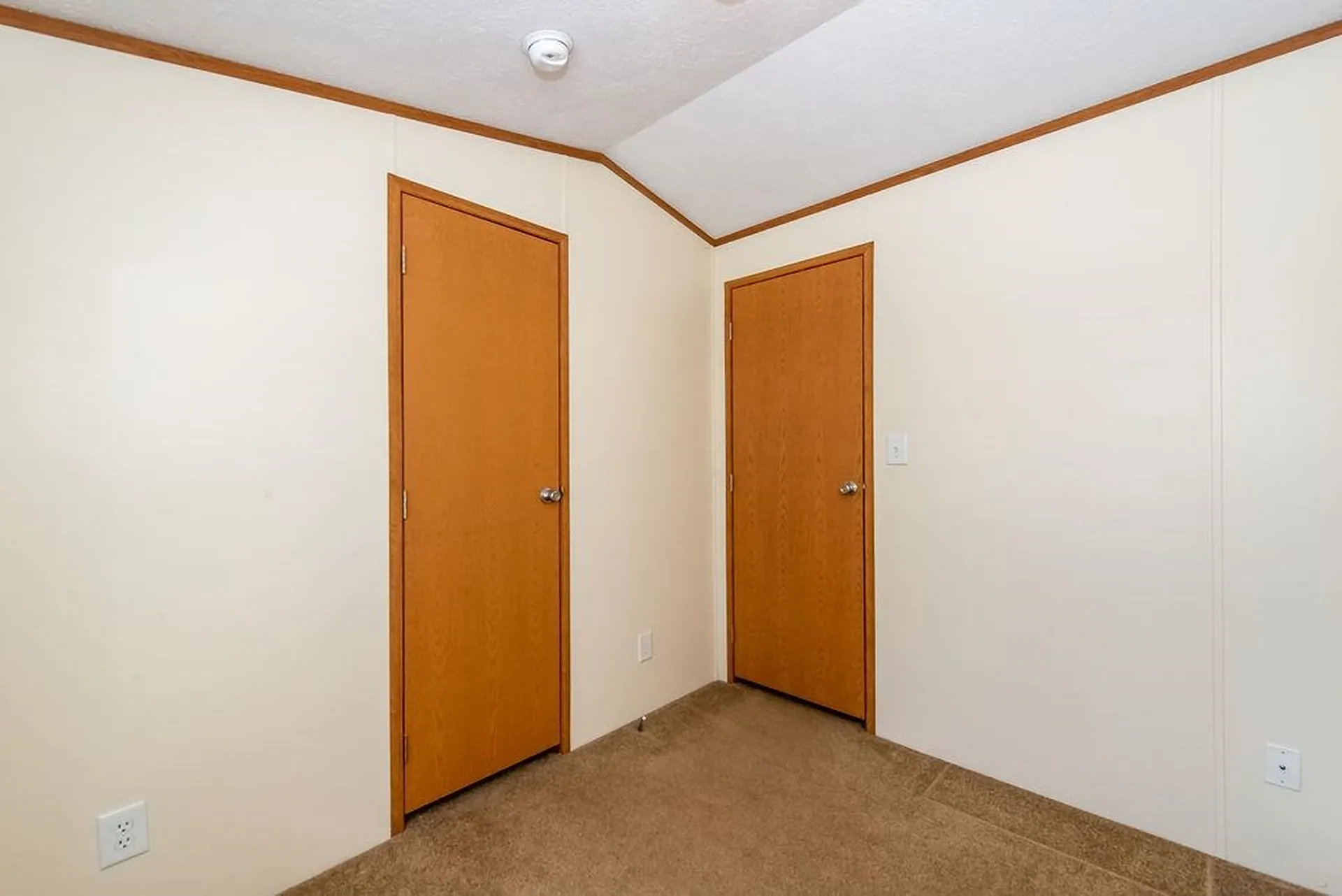 1 S Dewberry Lane Rochester NH 03867