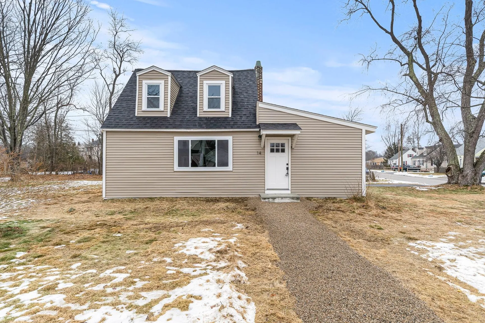 14 Laurier Street Somersworth NH 03878