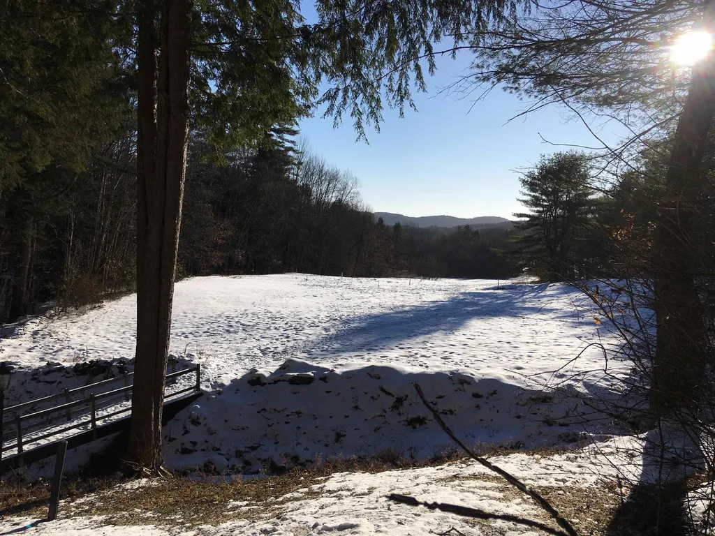 824 Hard Road Hartford VT 05059