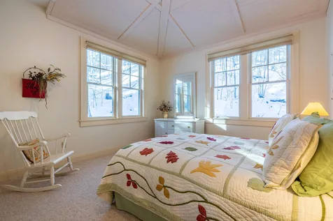 17 Titcomb Lane Ludlow VT 05149