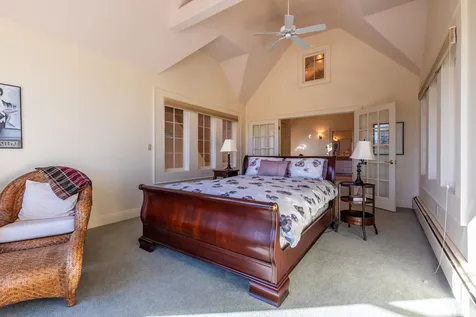 17 Titcomb Lane Ludlow VT 05149