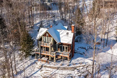 17 Titcomb Lane Ludlow VT 05149