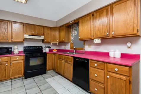 82 Pinecrest Drive Essex VT 05452