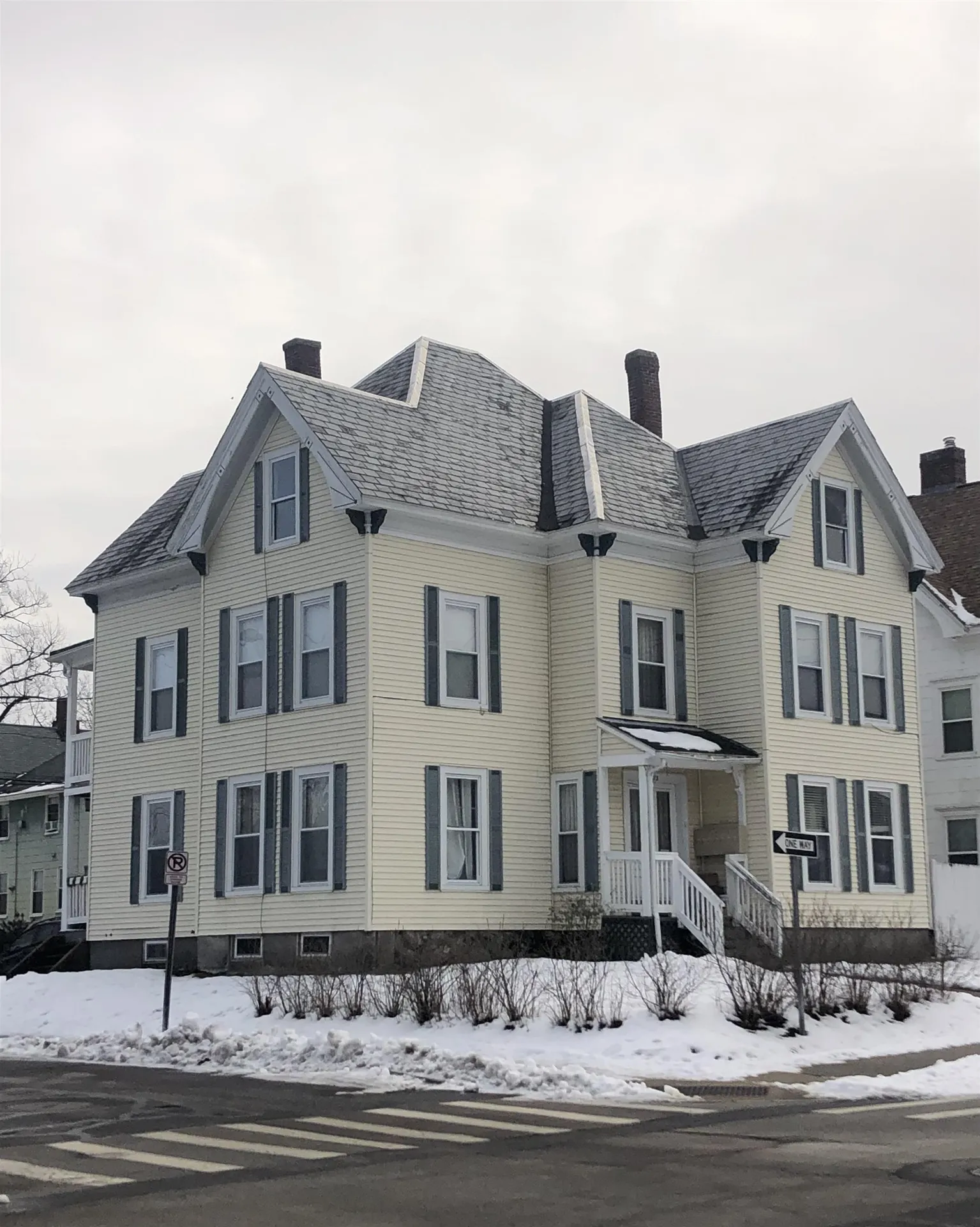 673 Pine Street Manchester NH 03104