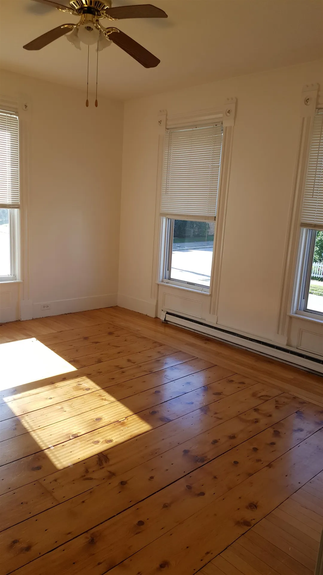673 Pine Street Manchester NH 03104