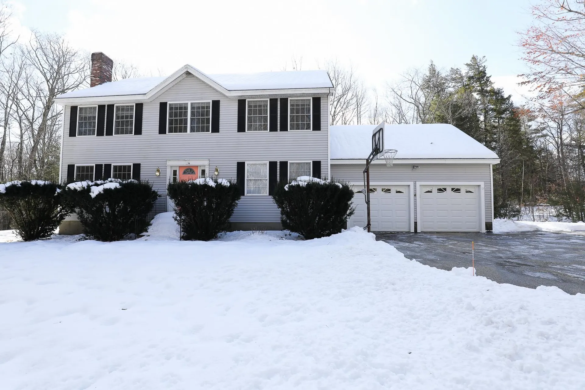 112 Beech Hill Road Mont Vernon NH 03057