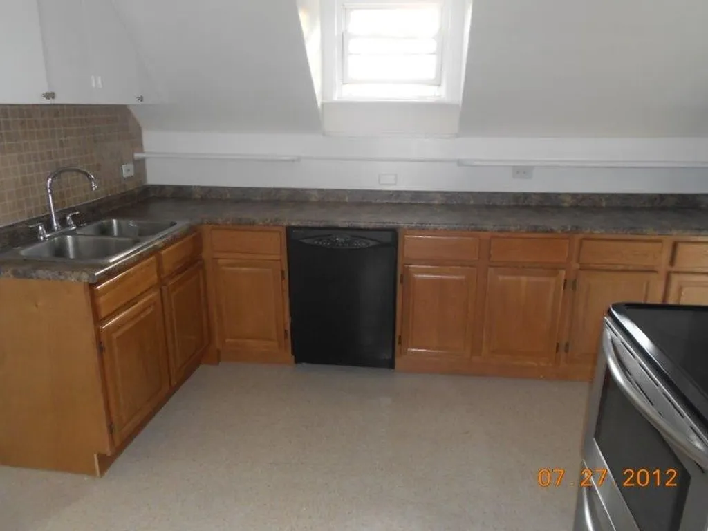 114 School Street Manchester NH 03102