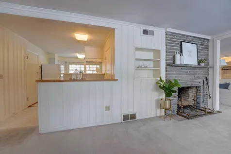 15 South Road Rye NH 03871