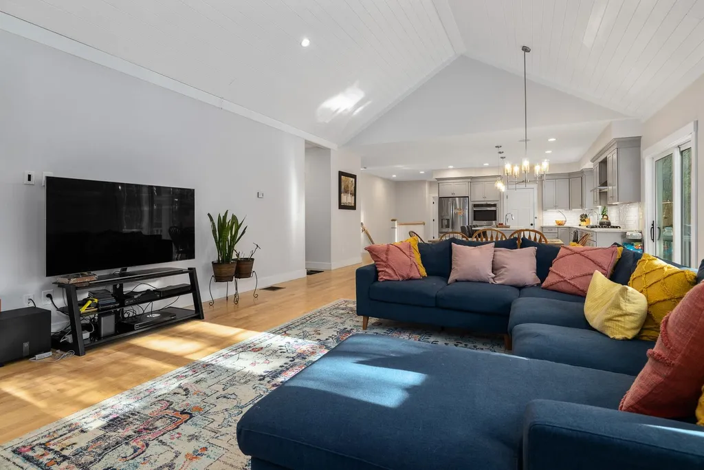 44 Labrador Drive Dover NH 03820