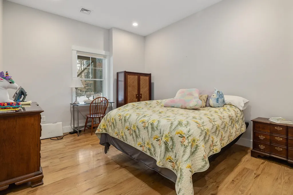 44 Labrador Drive Dover NH 03820